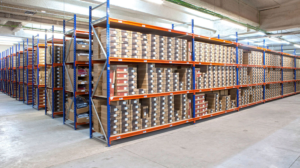 Warehouse bin trays  Warehouse shelving, Storage bin shelves, Warehouse  design
